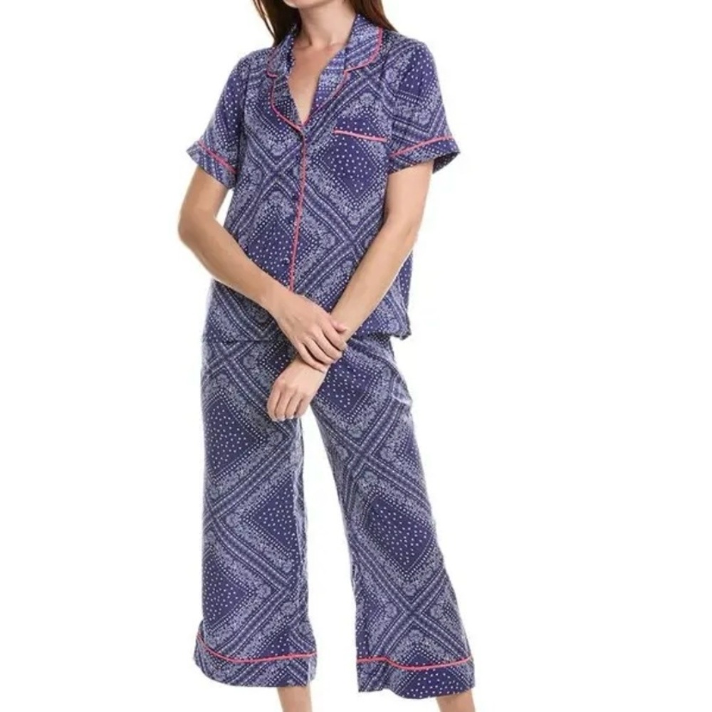 Room Service Pajama Set Women's XS Blue White Hearts Short Sleeve Collar Capri